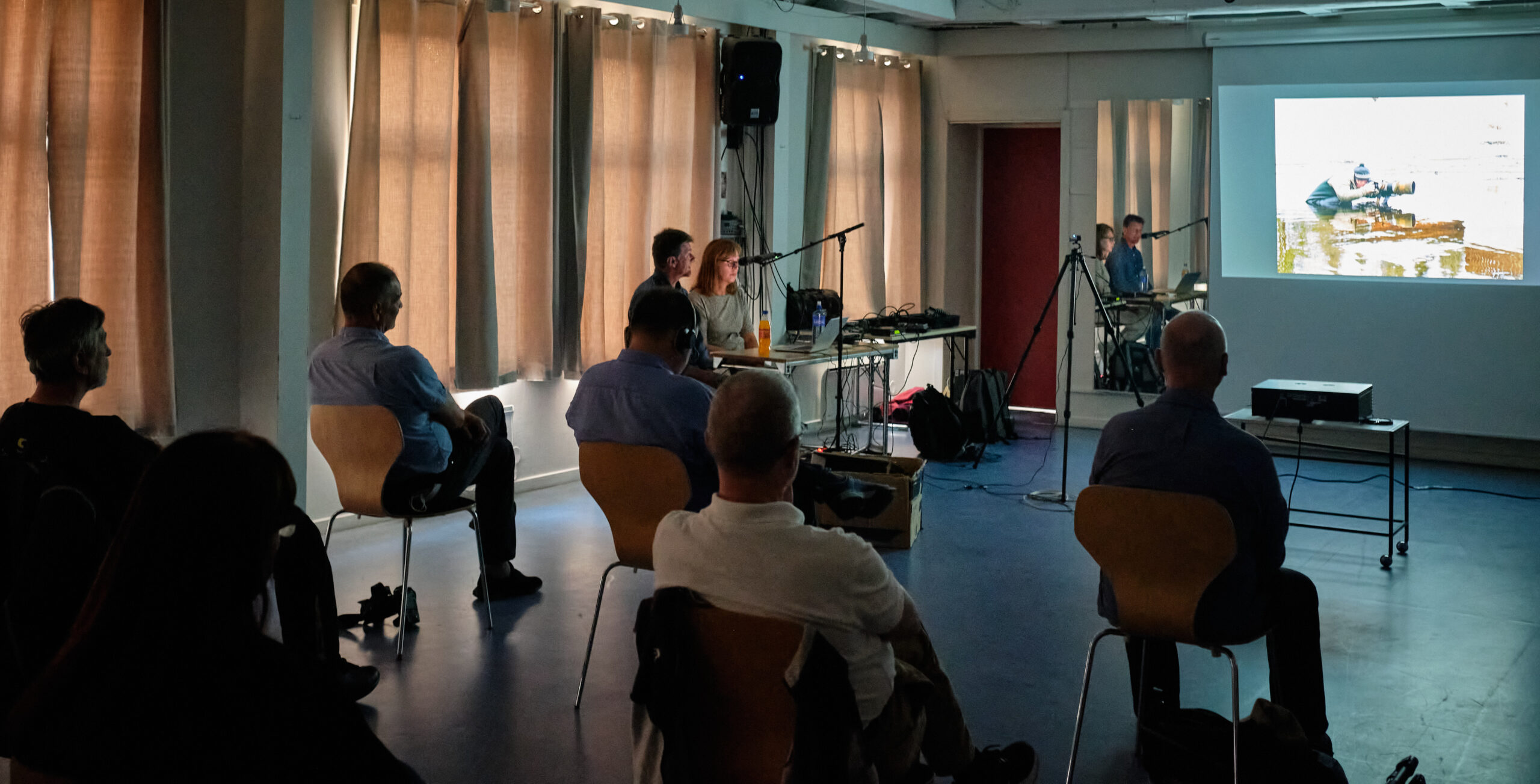 Bekkalokket Fotoklubb - Høstens første hybridmøte er gjennomført 2021